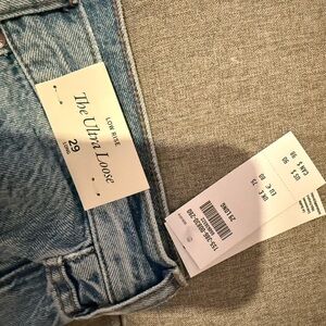 BNWT New Abercrombie Fitch Ulta low rise Light Blue loose Straight Jeans size 29